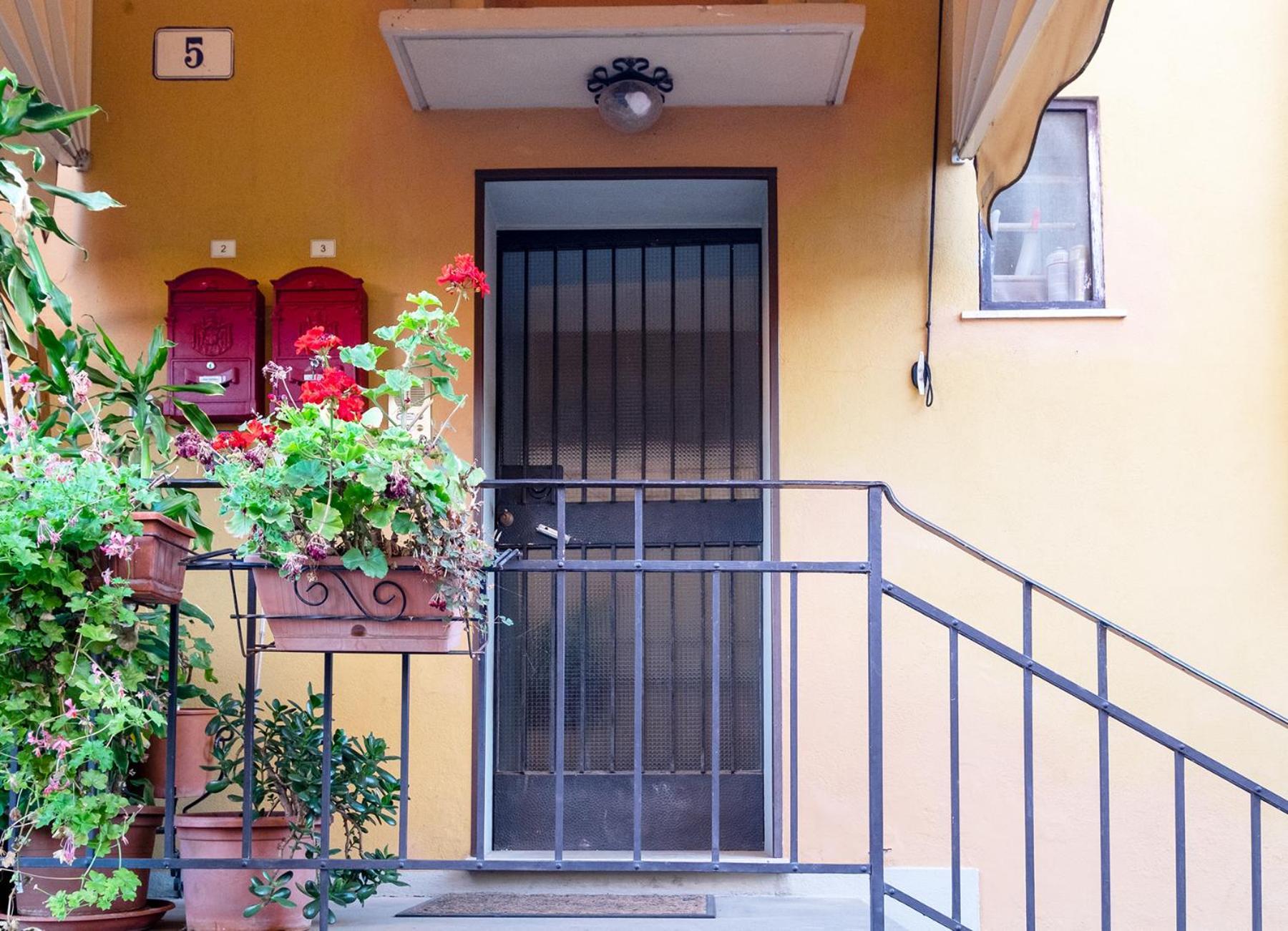 Elle Home: Comfort E Comodo Al Centro Bologna Eksteriør billede